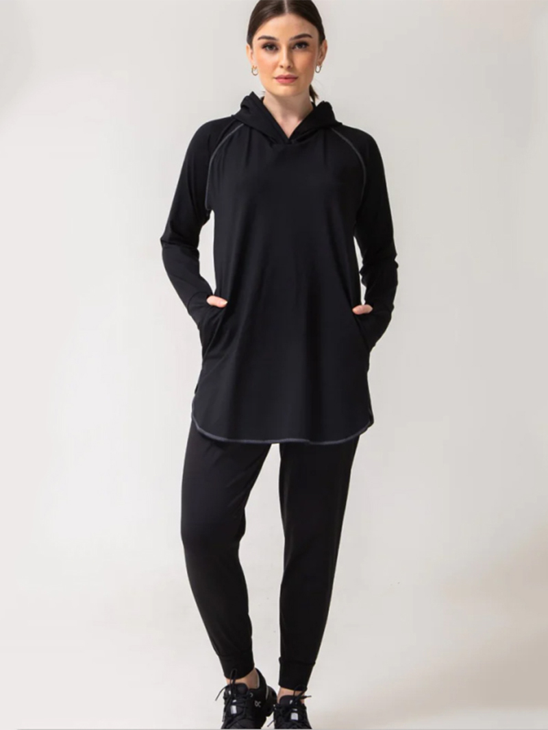 Modesty Contrast Stitching Black Long Sleeve Hoodie Sportswear for women