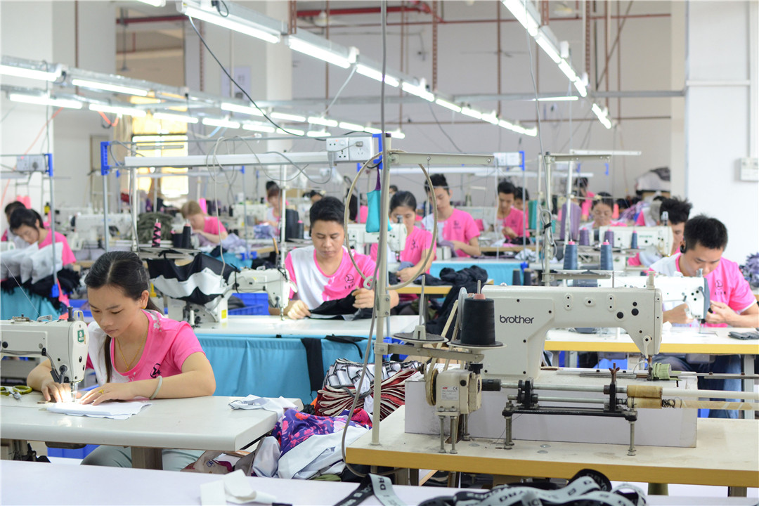 Looking for a Reliable Clothing Supplier Look No Further! (1)hjx